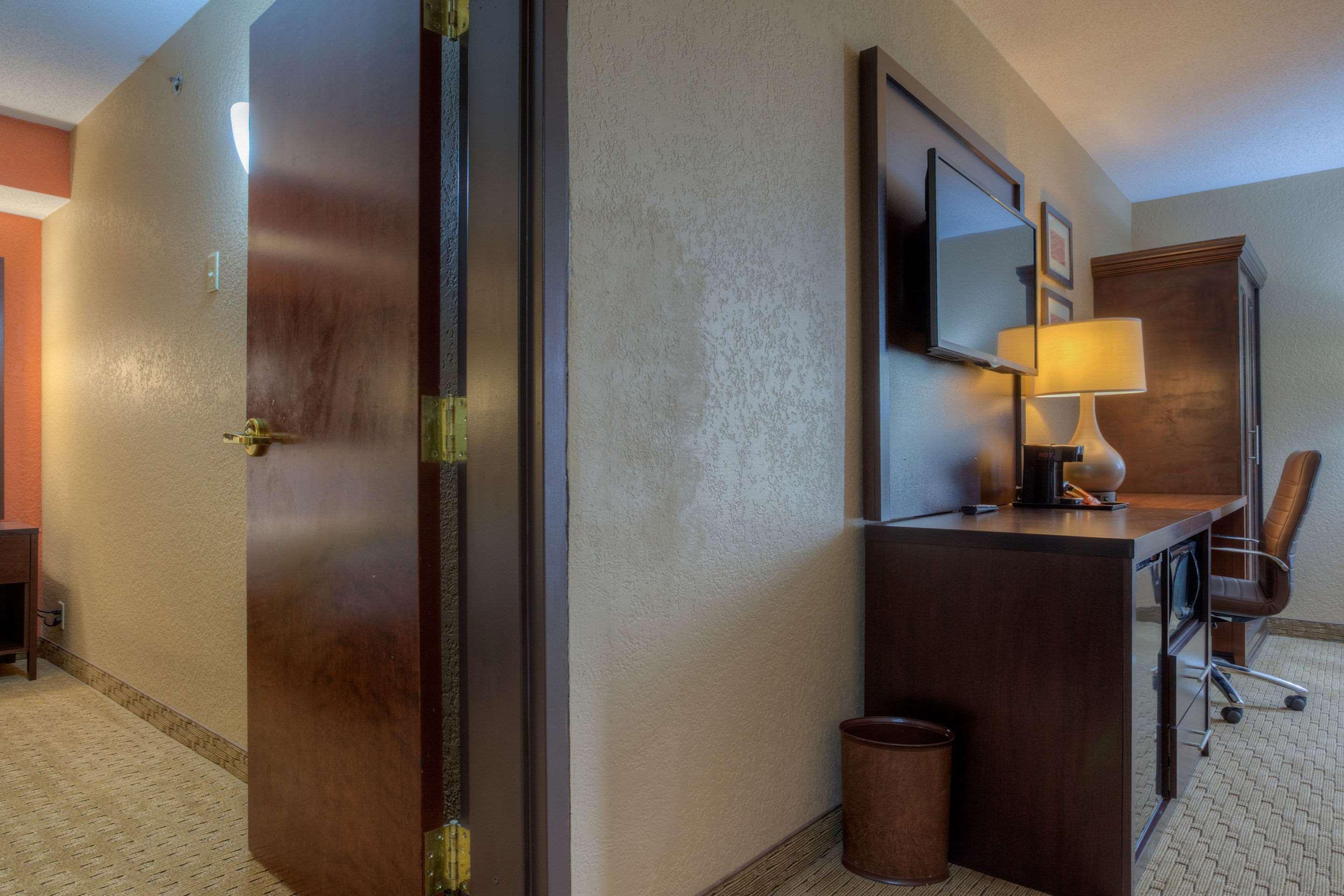 Comfort Inn & Suites Evansville Airport Exterior foto