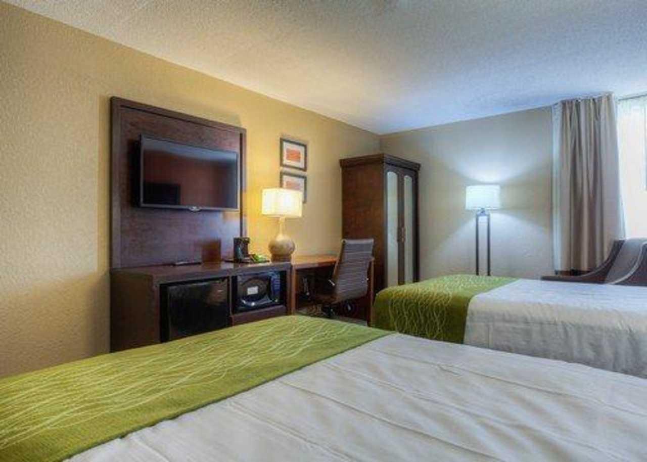 Comfort Inn & Suites Evansville Airport Exterior foto