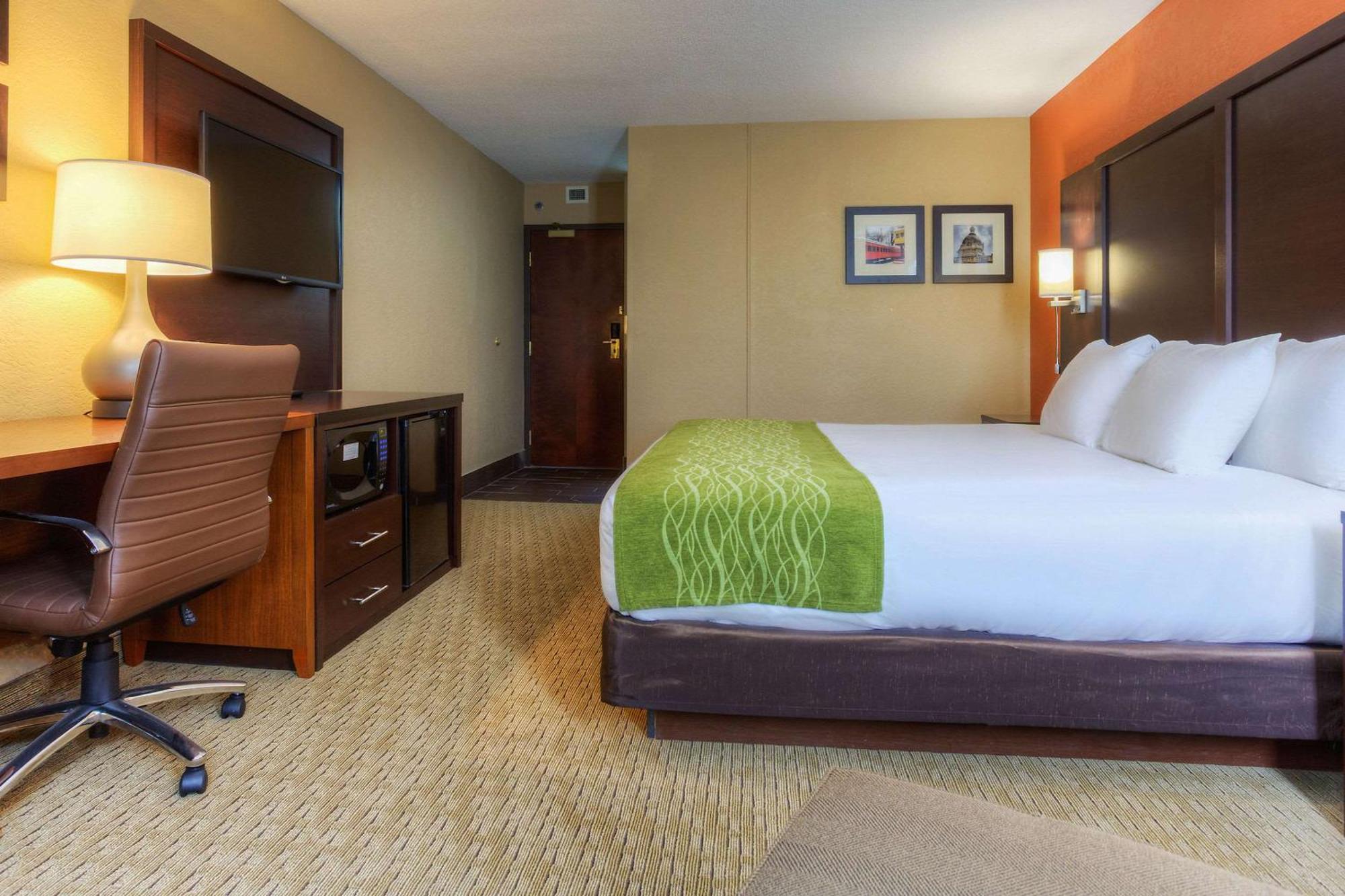 Comfort Inn & Suites Evansville Airport Exterior foto